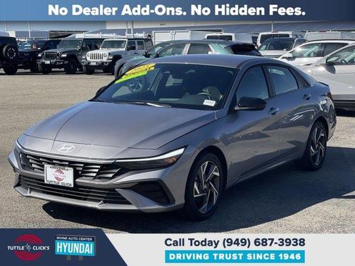 2025 Hyundai ELANTRA HEV SEL