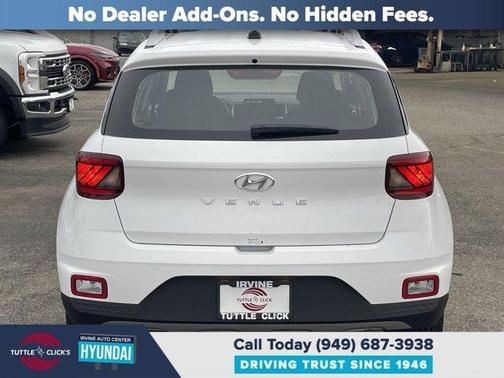 2025 Hyundai VENUE SEL