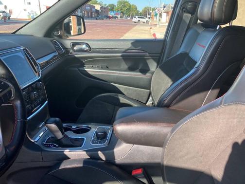 2020 Jeep Grand Cherokee Trailhawk