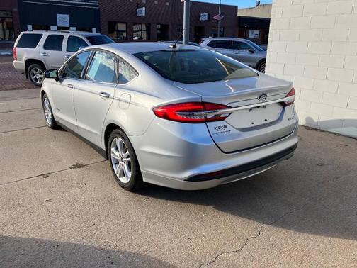2018 Ford Fusion Hybrid SE