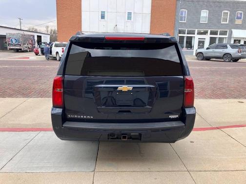 2019 Chevrolet Suburban LS