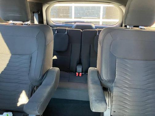 2020 Ford Explorer XLT AWD 4dr SUV