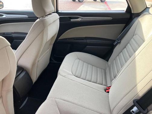 2018 Ford Fusion Hybrid SE