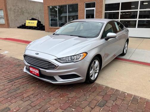 2018 Ford Fusion Hybrid SE