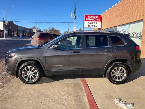 2019 Jeep Cherokee Latitude Plus