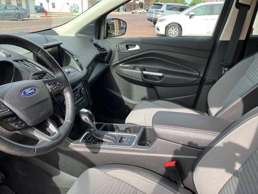 Gray 2019 Ford Escape SE