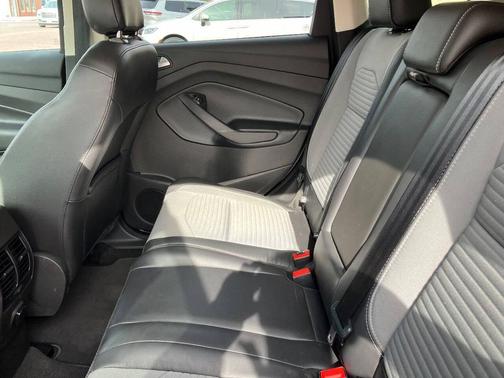 Gray 2019 Ford Escape SE
