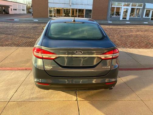 2018 Ford Fusion Hybrid SE