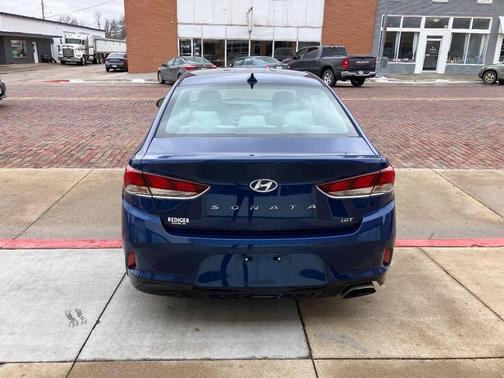 2018 Hyundai SONATA ECO