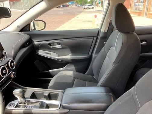 White 2023 Nissan Sentra SV