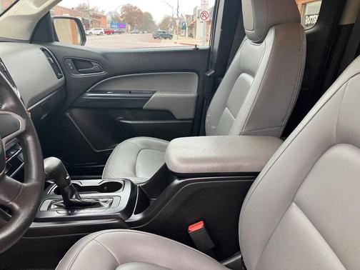 2017 Chevrolet Colorado WT