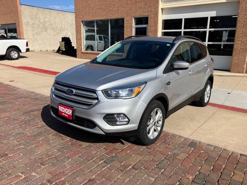 Silver 2018 Ford Escape SE