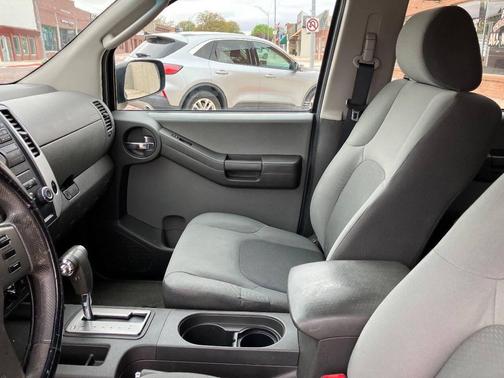 Black 2009 Nissan Xterra S 4x4 4dr SUV 5A