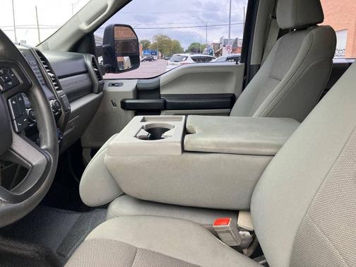 Blue 2019 Ford F-350 XLT