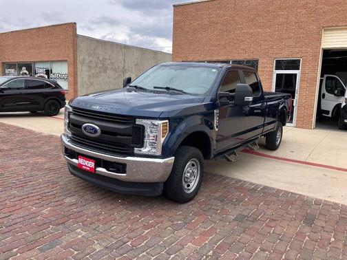 Blue 2019 Ford F-350 XLT