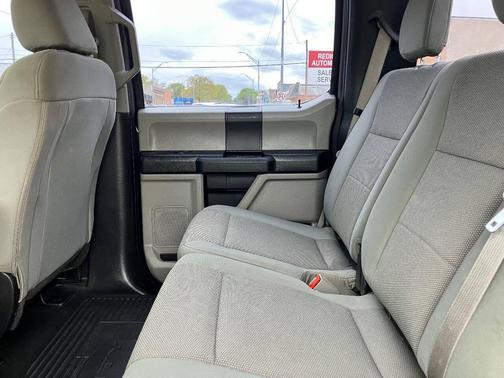 Blue 2019 Ford F-350 XLT