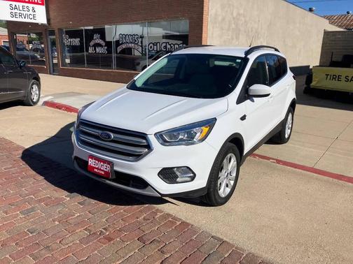 White 2019 Ford Escape SEL