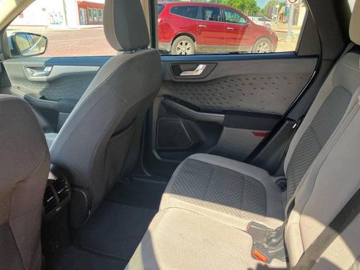 White 2020 Ford Escape SE