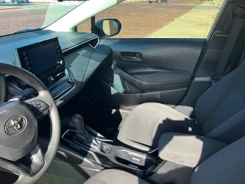 Silver 2022 Toyota Corolla LE