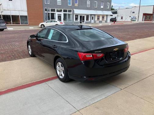 Black 2023 Chevrolet Malibu 1LS