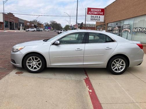 Silver 2014 Chevrolet Malibu 1LT