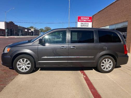 Gray 2015 Chrysler Town & Country Touring