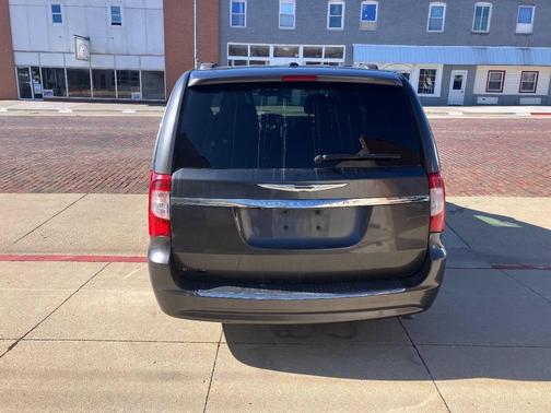 Gray 2015 Chrysler Town & Country Touring
