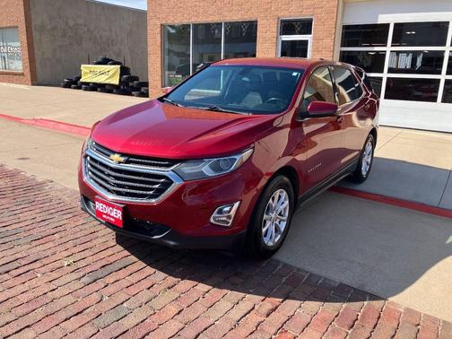 Burgundy 2019 Chevrolet Equinox 1LT