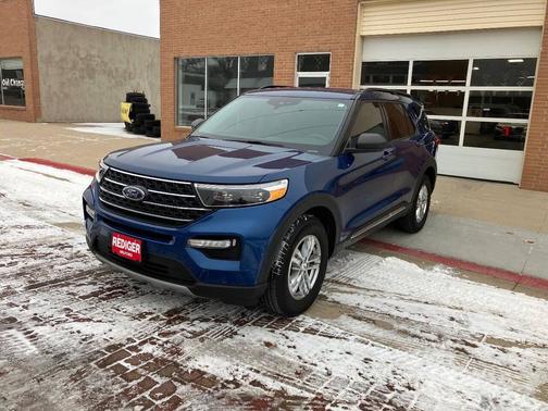 2021 Ford Explorer XLT AWD 4dr SUV