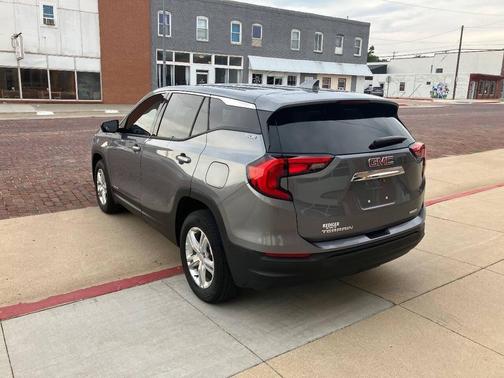 Gray 2018 GMC Terrain SLE