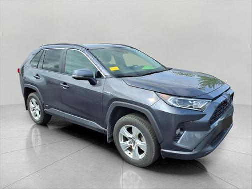 2020 Toyota RAV4 Hybrid XLE