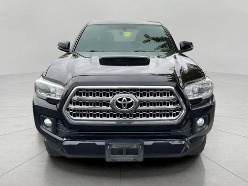 2017 Toyota Tacoma Base
