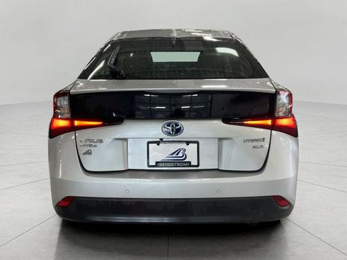 2022 Toyota Prius XLE