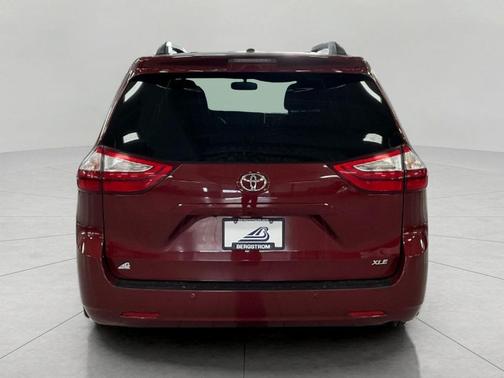 2017 Toyota Sienna Limited