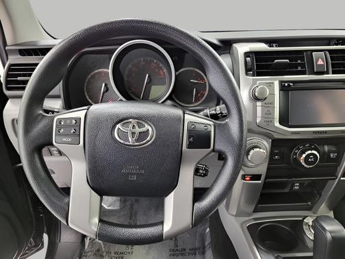 2013 Toyota 4Runner SR5