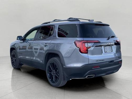 2022 GMC Acadia AWD SLE