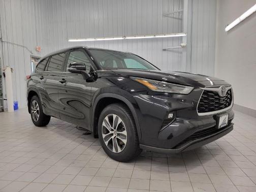 2023 Toyota Highlander Limited