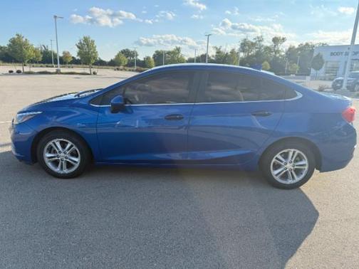 2016 Chevrolet Cruze LT Auto