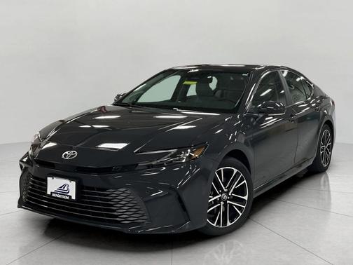 2026 Toyota Camry SEDAN