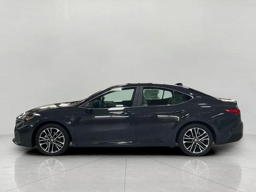 2026 Toyota Camry SEDAN