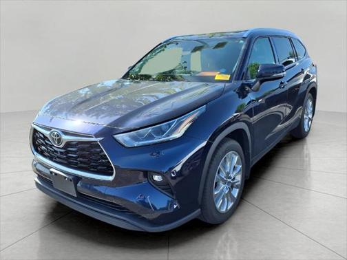 2022 Toyota Highlander Limited