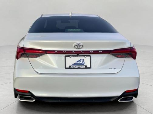 2021 Toyota Avalon XLE