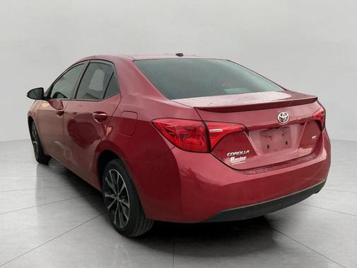 Barcelona Red Metallic 2017 Toyota Corolla SE