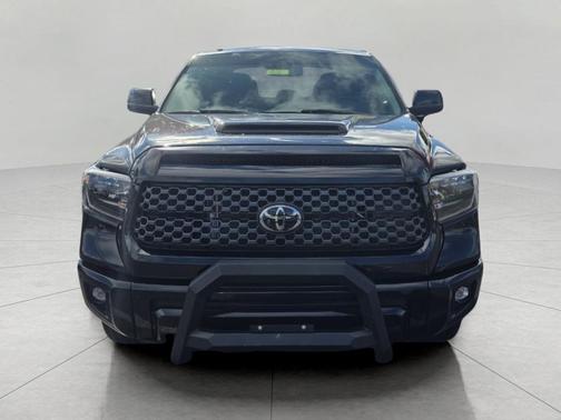 2019 Toyota Tundra CREW CAB