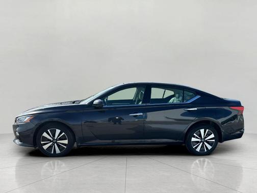 2021 Nissan Altima 2.5 SL