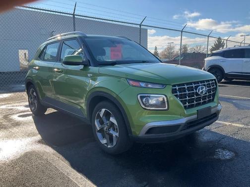 2023 Hyundai VENUE SEL