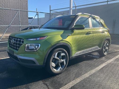 2023 Hyundai VENUE SEL