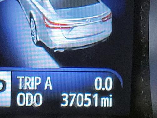 2016 Toyota Avalon SEDAN