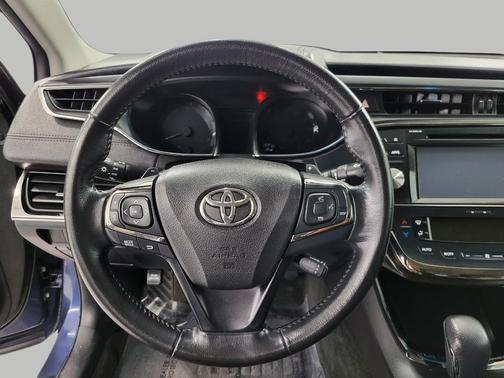 2016 Toyota Avalon SEDAN