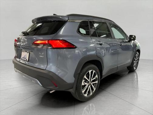 2025 Toyota Corolla Cross XLE